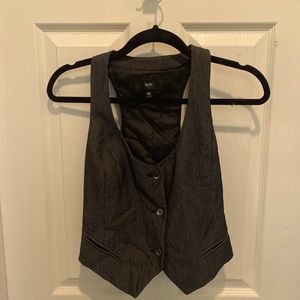 ***Like NEW Vest worn ONCE!***